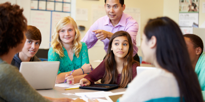 Especialista en Metodologías Educativas para la Sociedad Digital 2.0
