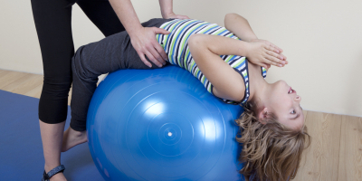 Monitor de Yoga para Personas Mayores