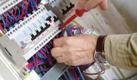 ELER12 Mantenimiento y Reparación de Máquinas y Equipos Eléctricos