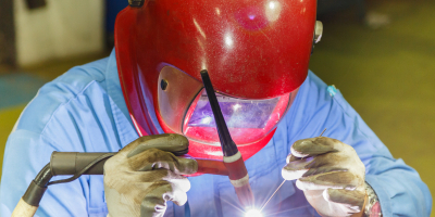 UF1625 Soldadura con electrodos revestidos de estructuras de acero carbono, inoxidables y otros materiales